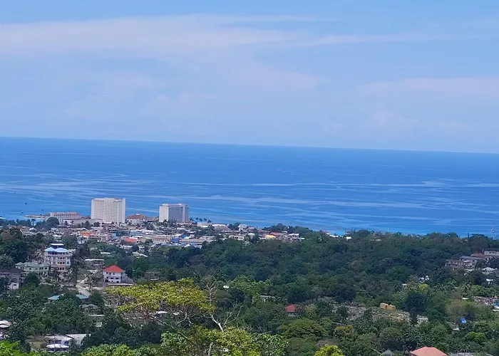 Pyramid Joy, 2 Bedroom Villa, Ocho Rios, Jamaica
