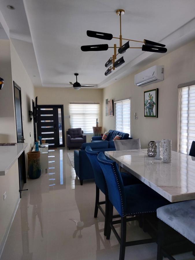 Pyramid Joy, 2 Bedroom Villa, Ocho Rios, Jamaica Ferienhaus Ocho Rios
