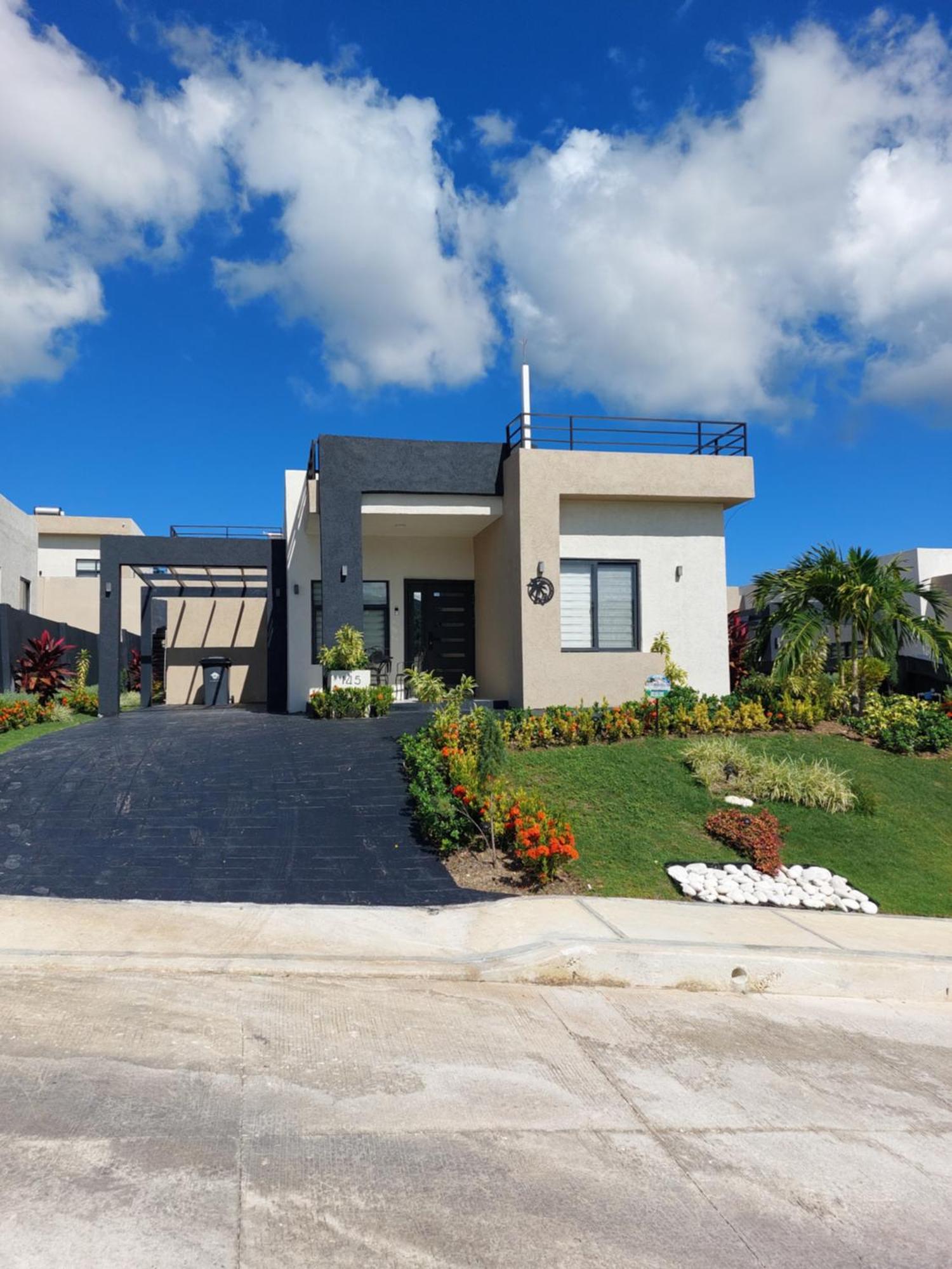 Pyramid Joy, 2 Bedroom Villa, Ocho Rios, Jamaica Ferienhaus